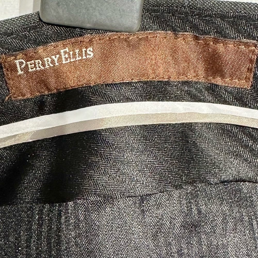 Perry Ellis Men's Dress Flat Front Dress Pants - Picture 5 of 10